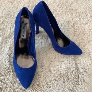 NWOT Steve Madden Blue Suede Pumps Size 9